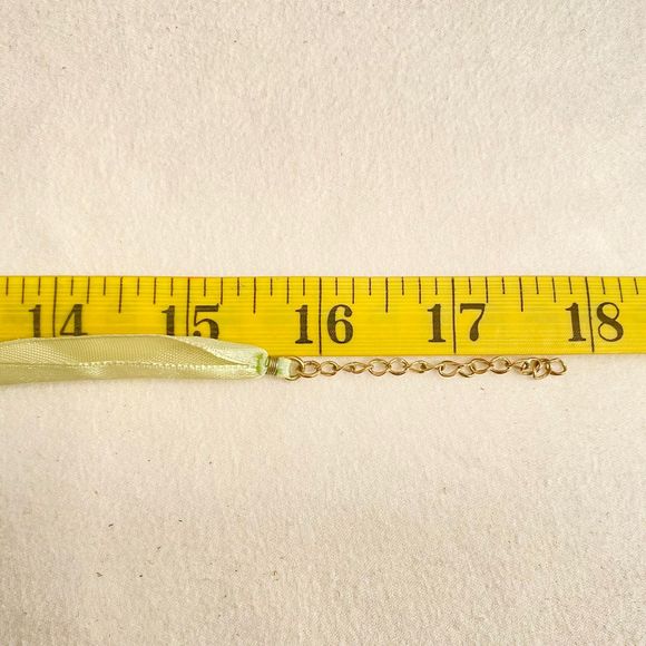 Dangling Pendant Necklace Brown Green Yellow Faceted StonesRibbon Neckline - Picture 9 of 13